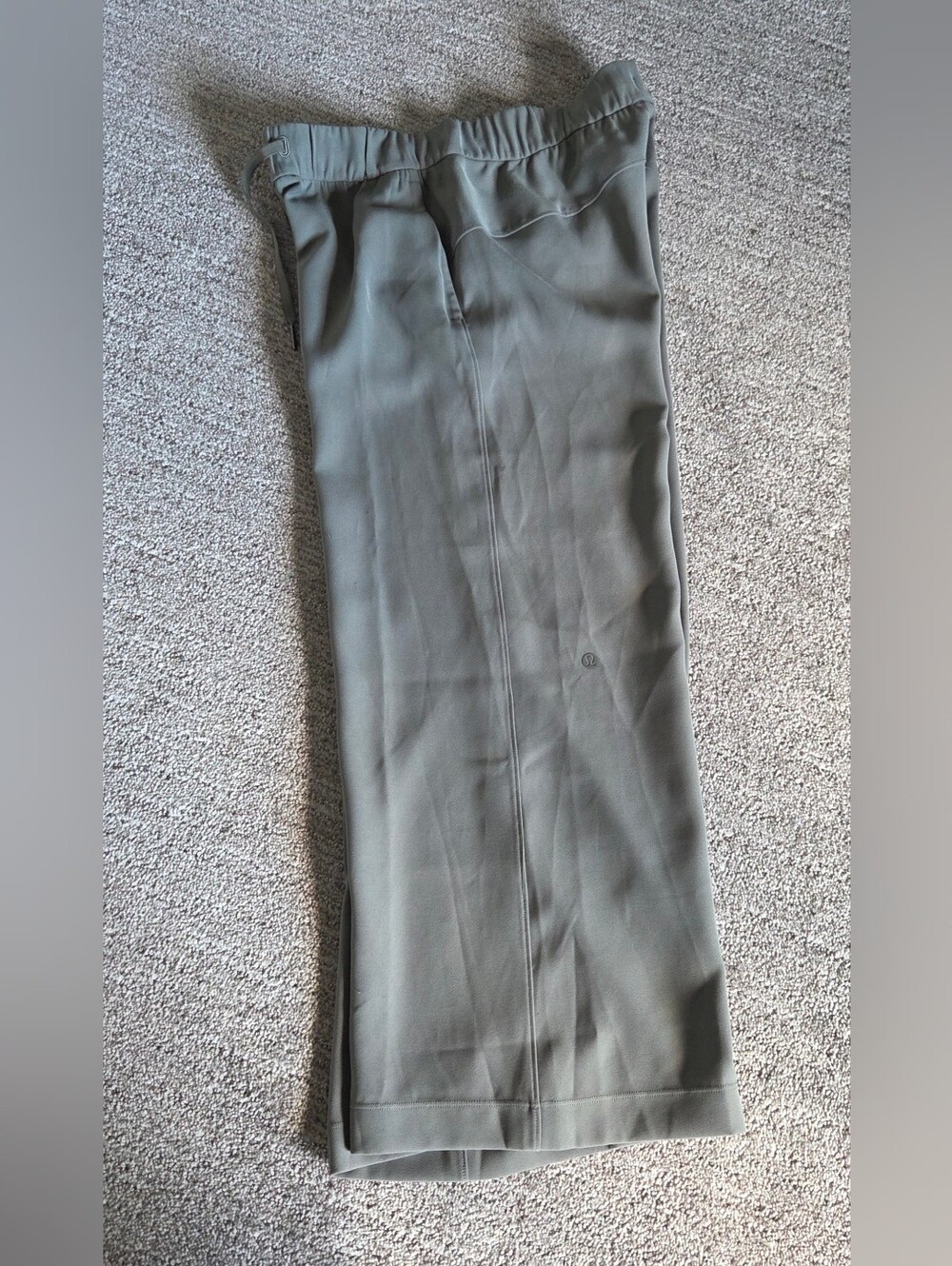 lululemon On The Fly Wide-Leg Pants Grey Sage Size 6 - Picture 2 of 4